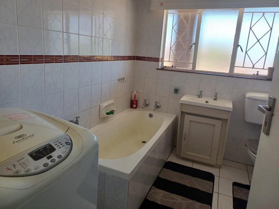 2 Bedroom Property for Sale in Rant En Dal Gauteng