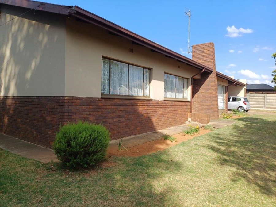 3 Bedroom Property for Sale in Mindalore Gauteng