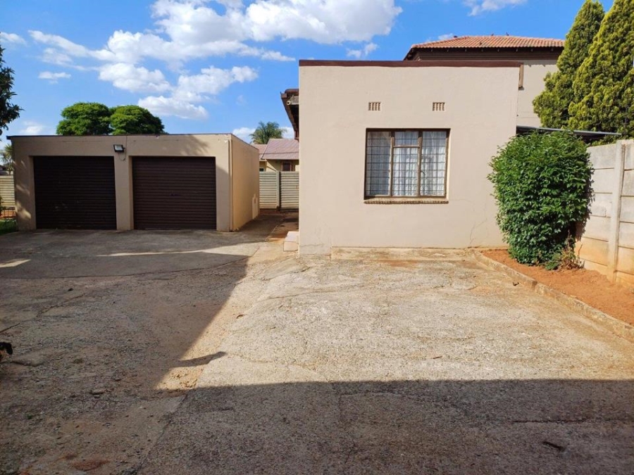 3 Bedroom Property for Sale in Mindalore Gauteng