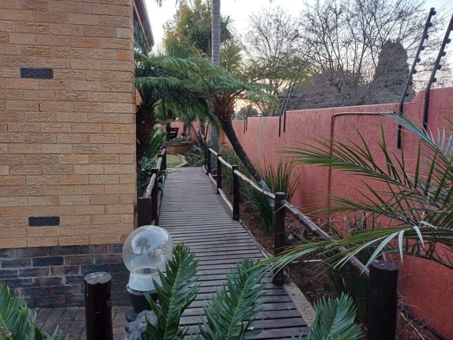 3 Bedroom Property for Sale in Wentworth Park Gauteng