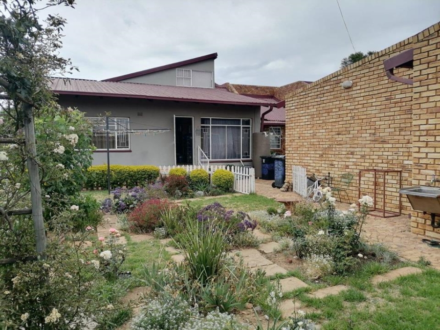 4 Bedroom Property for Sale in Krugersdorp West Gauteng