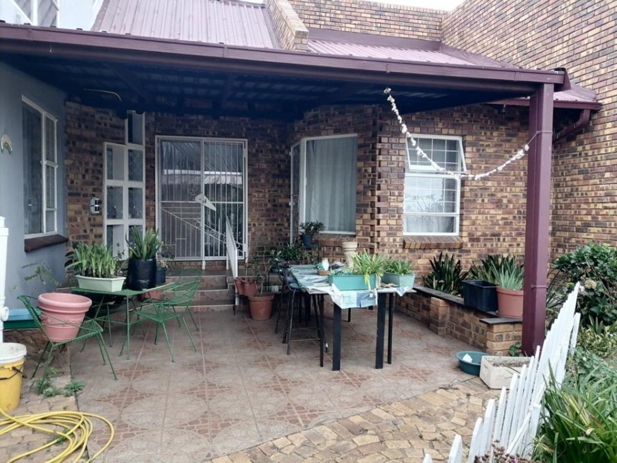 4 Bedroom Property for Sale in Krugersdorp West Gauteng