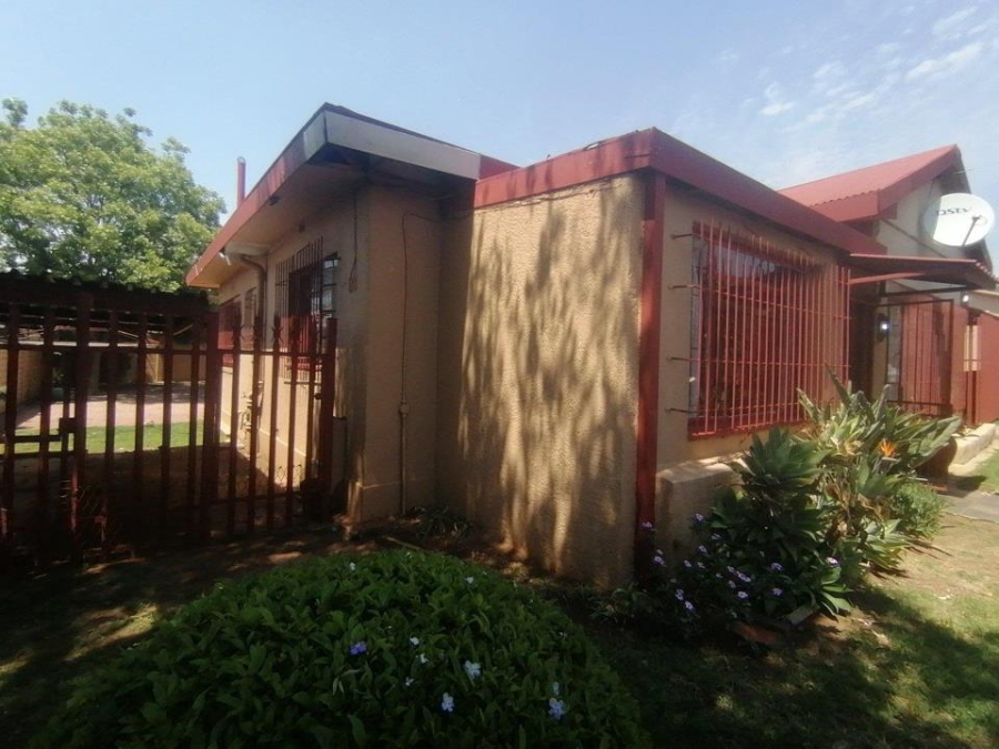 3 Bedroom Property for Sale in Krugersdorp West Gauteng