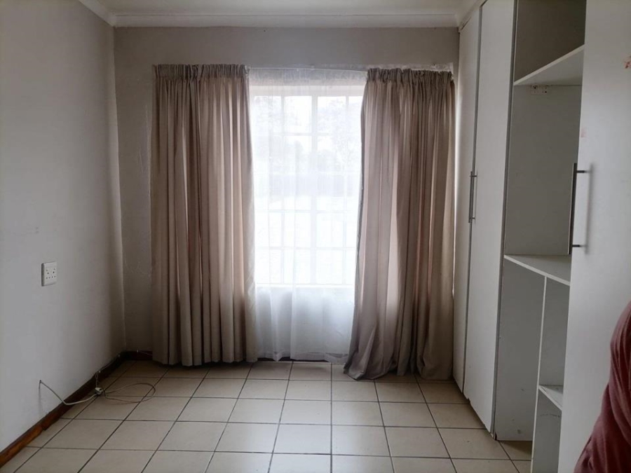 5 Bedroom Property for Sale in Krugersdorp North Gauteng