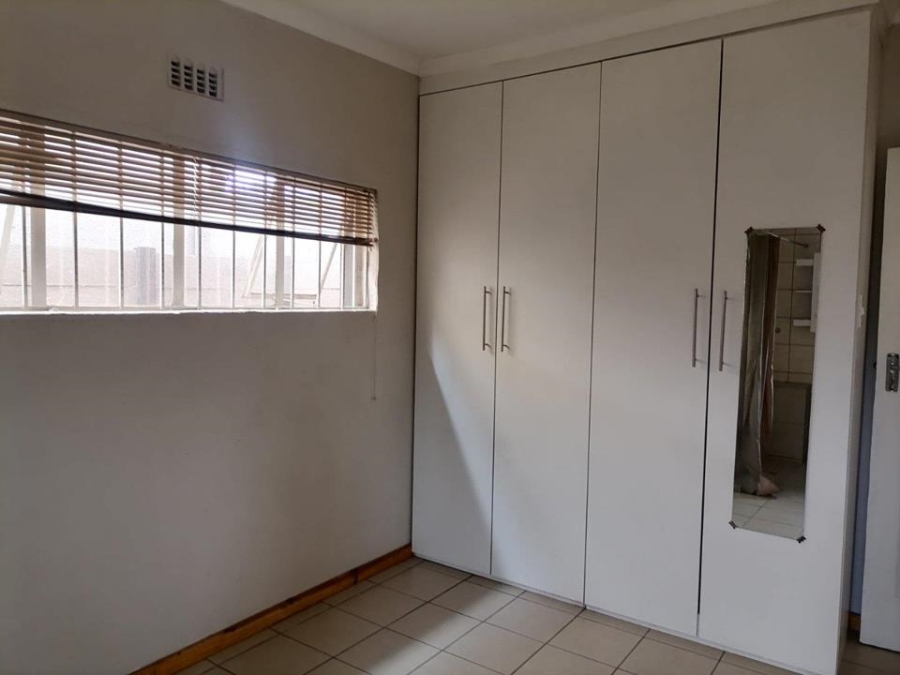 5 Bedroom Property for Sale in Krugersdorp North Gauteng