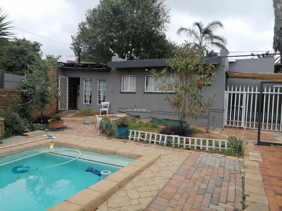 5 Bedroom Property for Sale in Krugersdorp North Gauteng