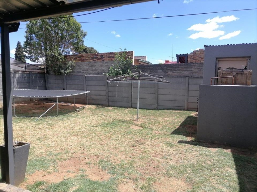 4 Bedroom Property for Sale in Krugersdorp West Gauteng