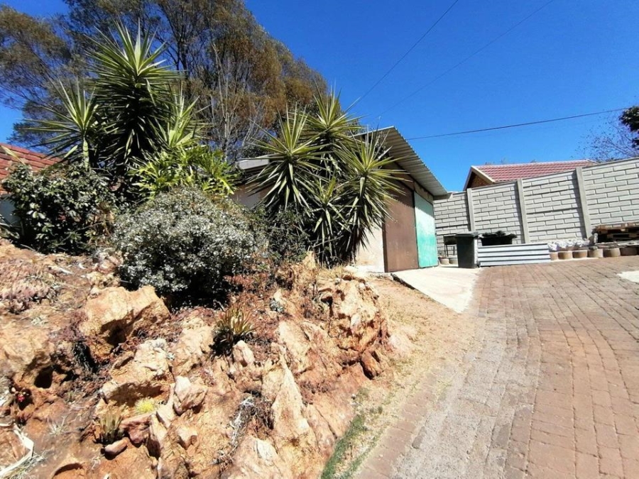 3 Bedroom Property for Sale in Noordheuwel Gauteng