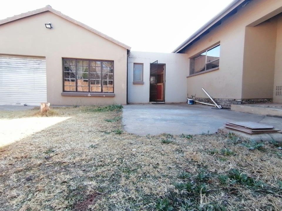 4 Bedroom Property for Sale in Dan Pienaarville Gauteng