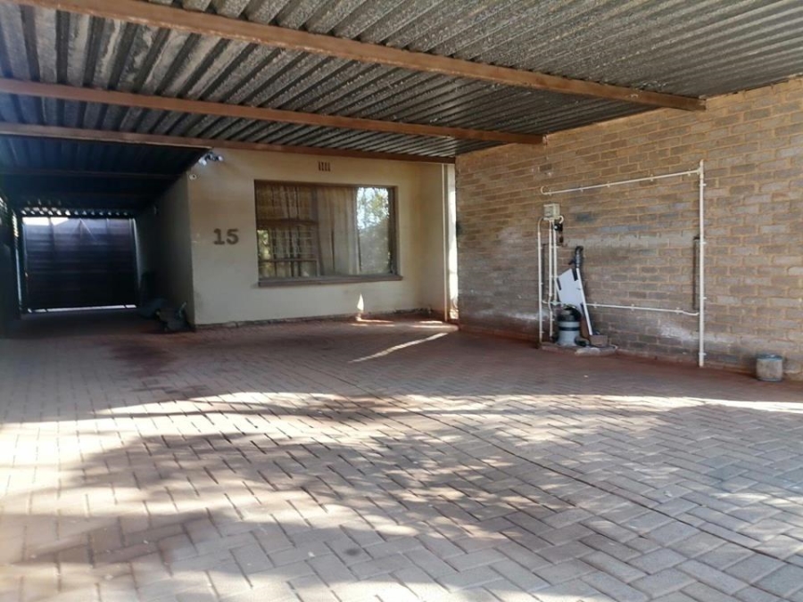 4 Bedroom Property for Sale in Dan Pienaarville Gauteng