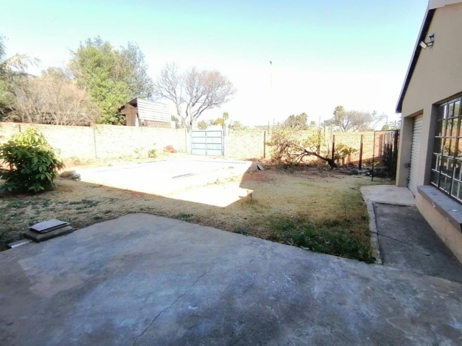 4 Bedroom Property for Sale in Dan Pienaarville Gauteng