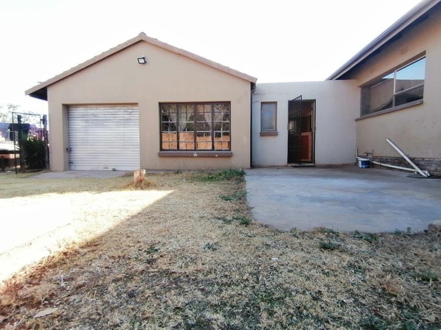 4 Bedroom Property for Sale in Dan Pienaarville Gauteng