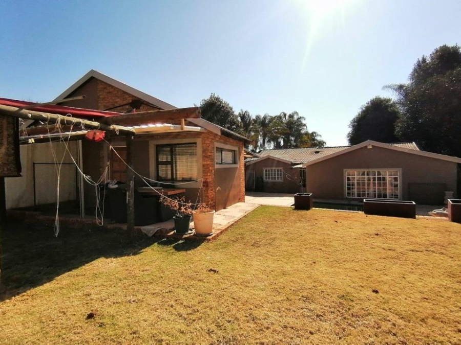 4 Bedroom Property for Sale in Noordheuwel Gauteng