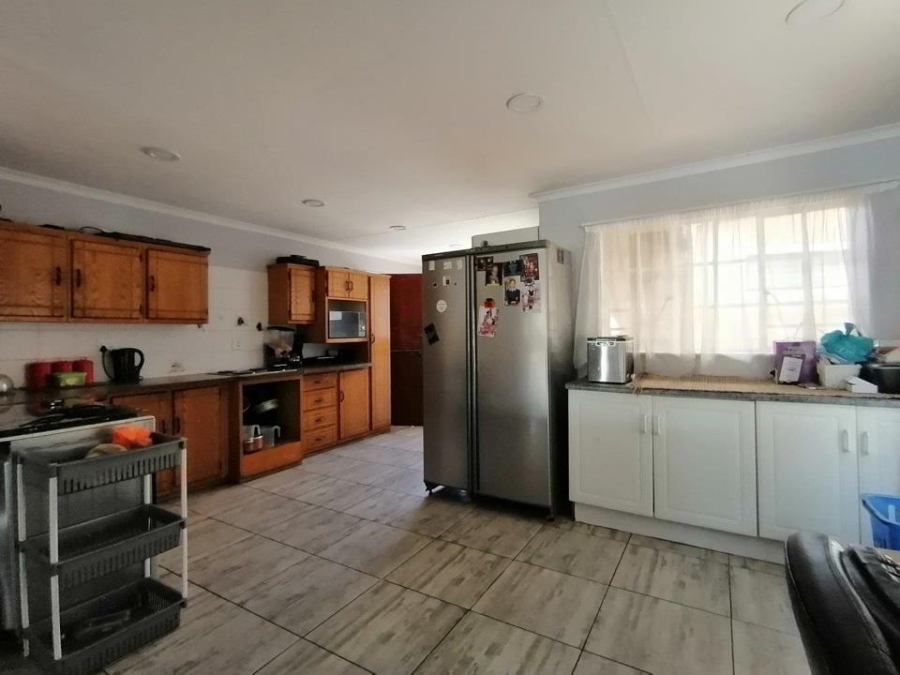 4 Bedroom Property for Sale in Noordheuwel Gauteng