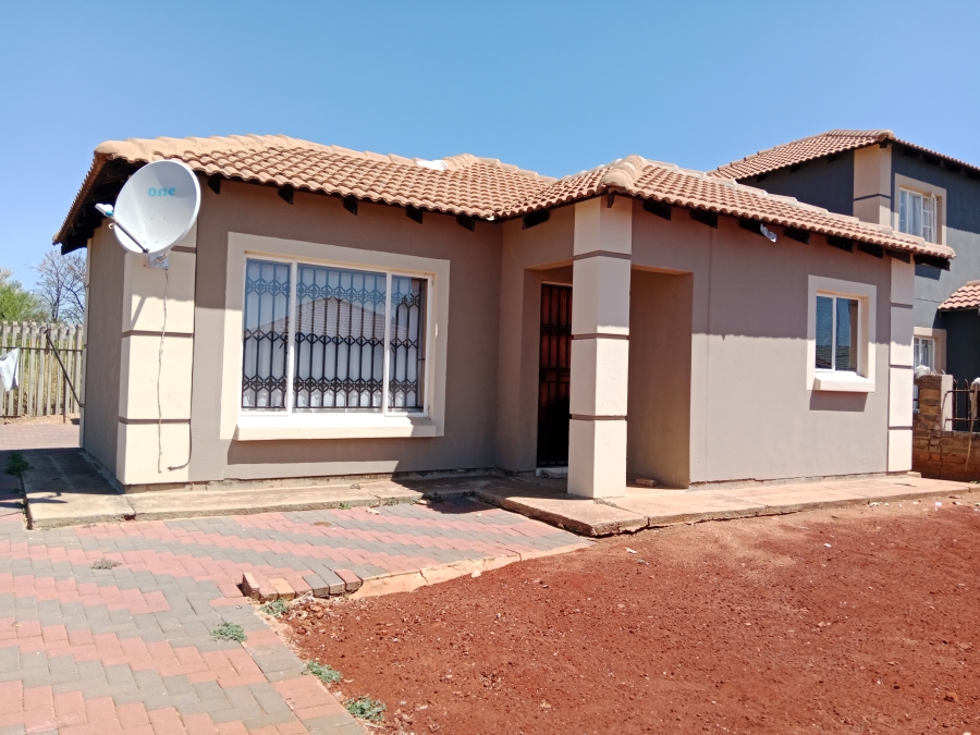 3 Bedroom Property for Sale in Nkwe Estate Gauteng