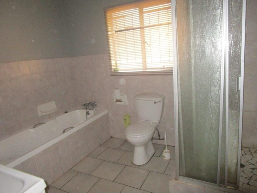 3 Bedroom Property for Sale in Noordheuwel Gauteng