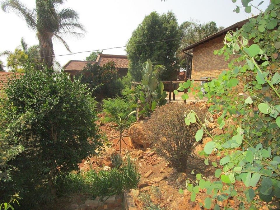 3 Bedroom Property for Sale in Noordheuwel Gauteng