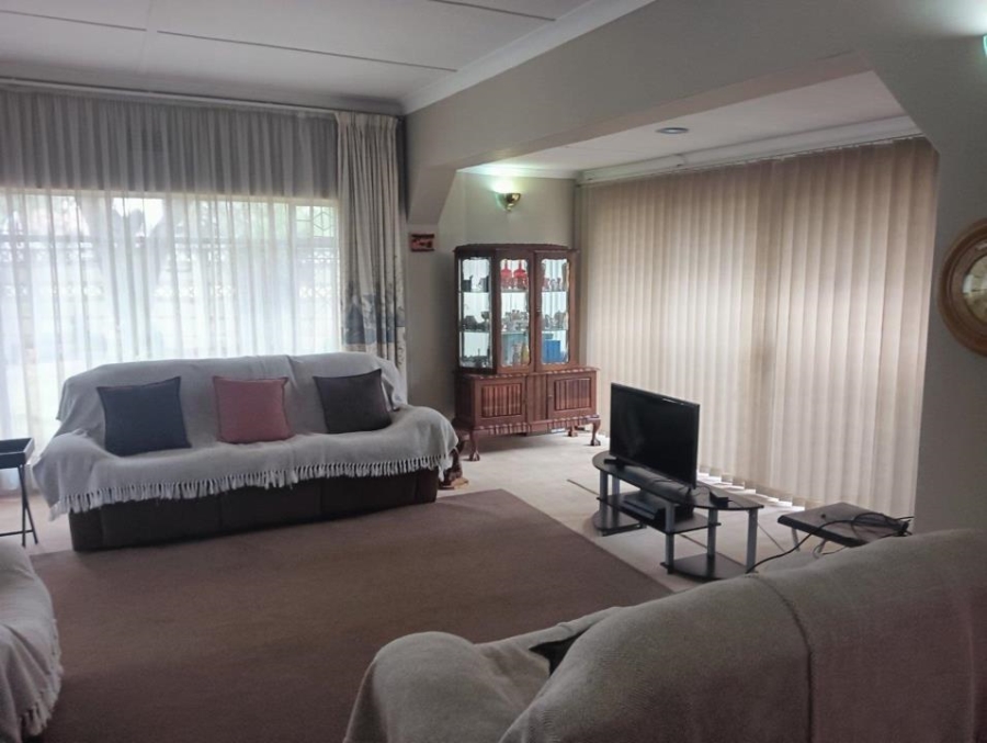 3 Bedroom Property for Sale in Witpoortjie Gauteng