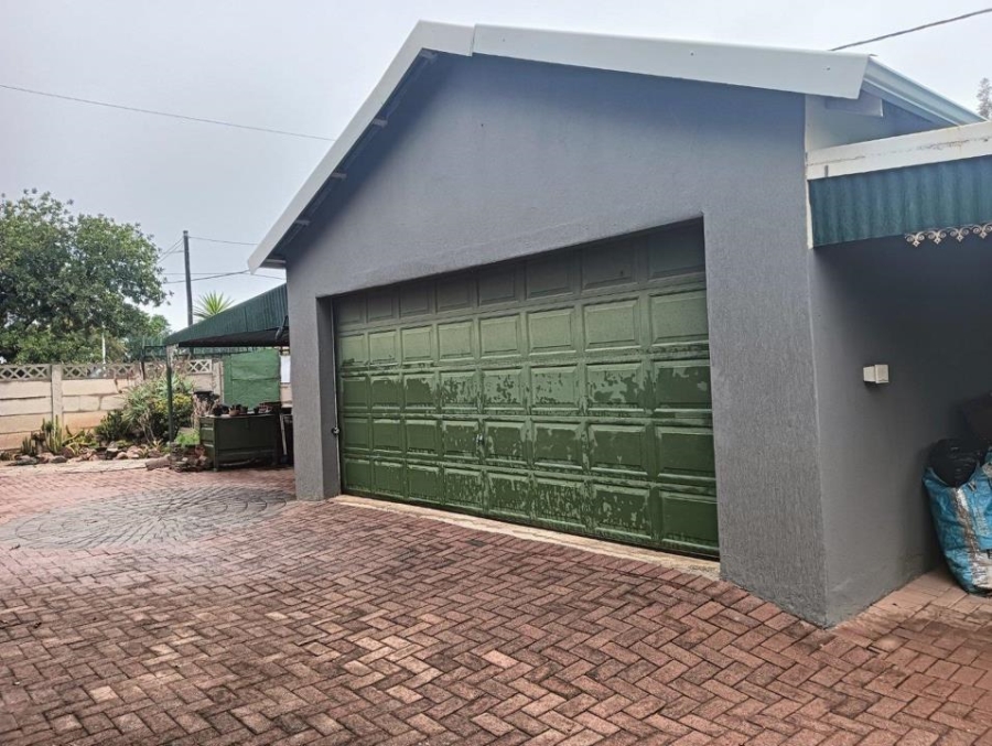 3 Bedroom Property for Sale in Witpoortjie Gauteng