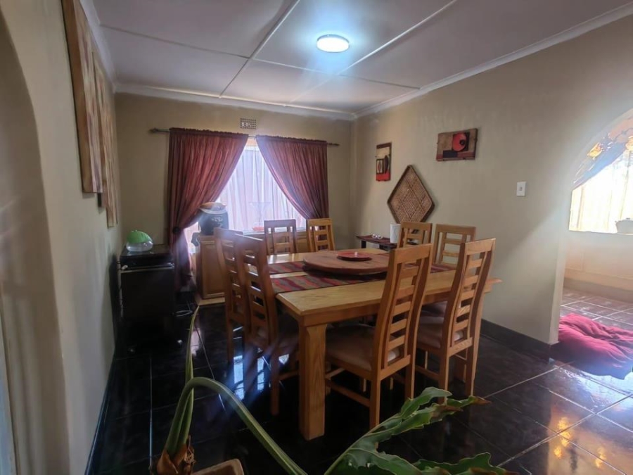 4 Bedroom Property for Sale in Witpoortjie Gauteng