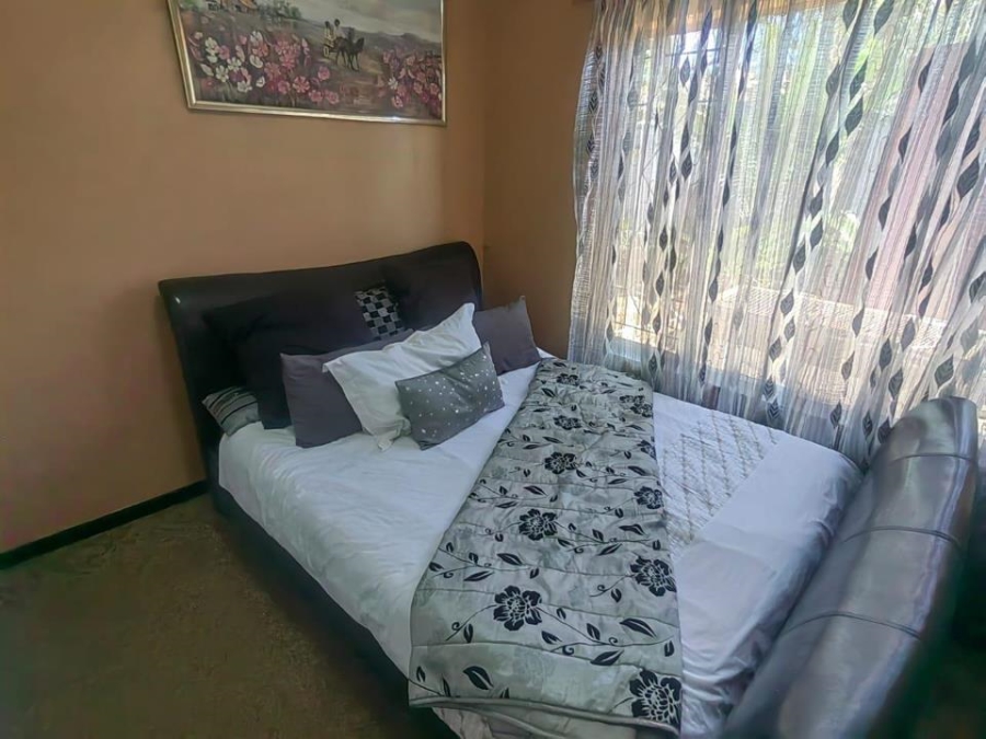 4 Bedroom Property for Sale in Witpoortjie Gauteng