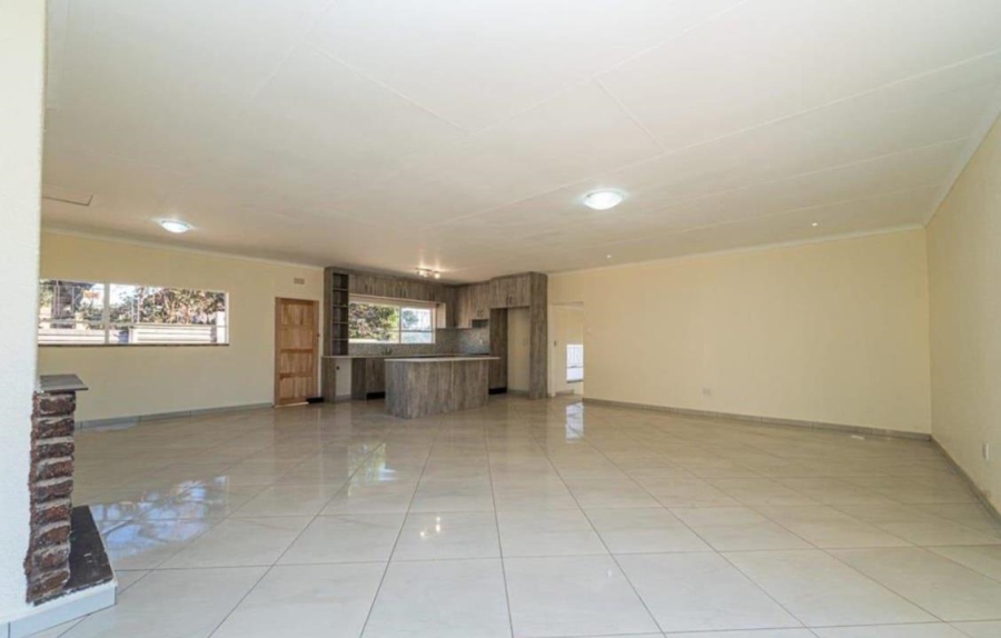 4 Bedroom Property for Sale in Mindalore Gauteng