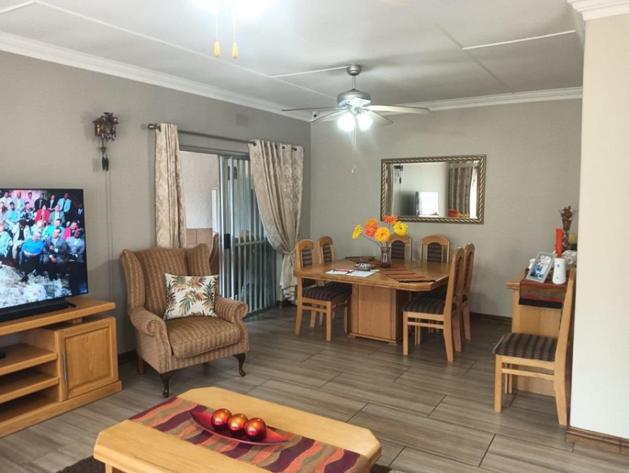 3 Bedroom Property for Sale in Witpoortjie Gauteng