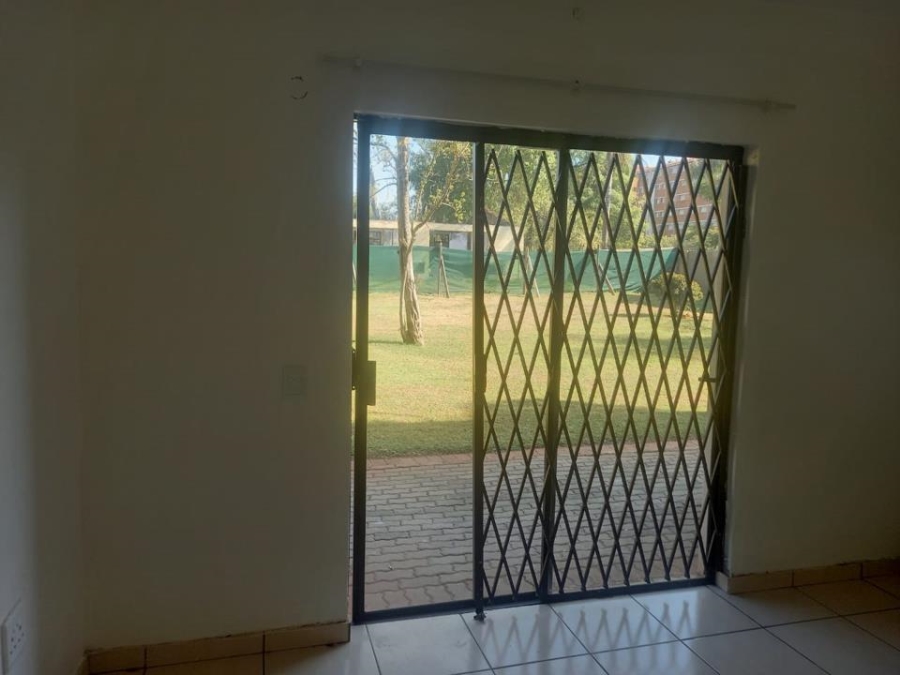 To Let 1 Bedroom Property for Rent in Silverton Gauteng