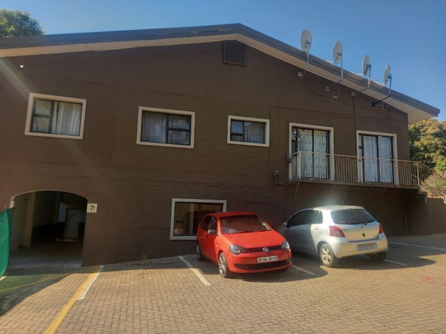 To Let 1 Bedroom Property for Rent in Silverton Gauteng