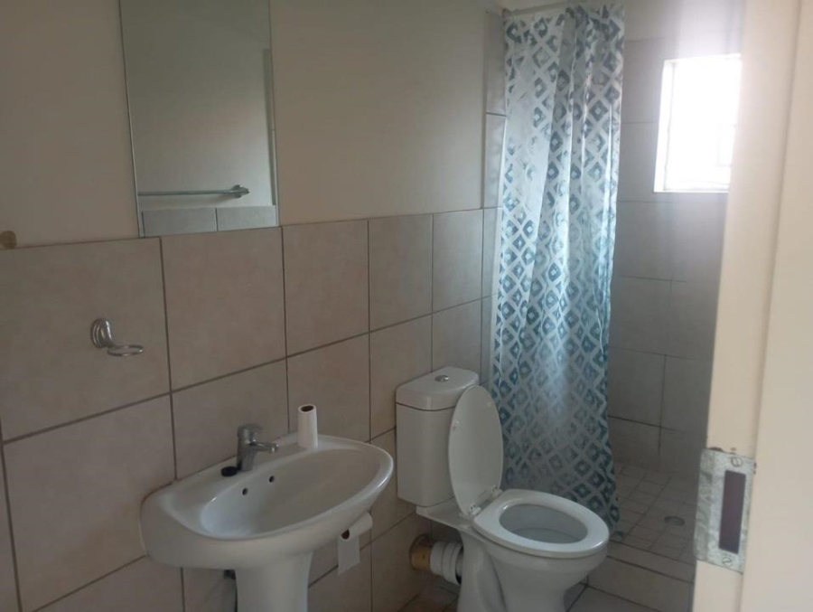 To Let 1 Bedroom Property for Rent in Karenpark Gauteng