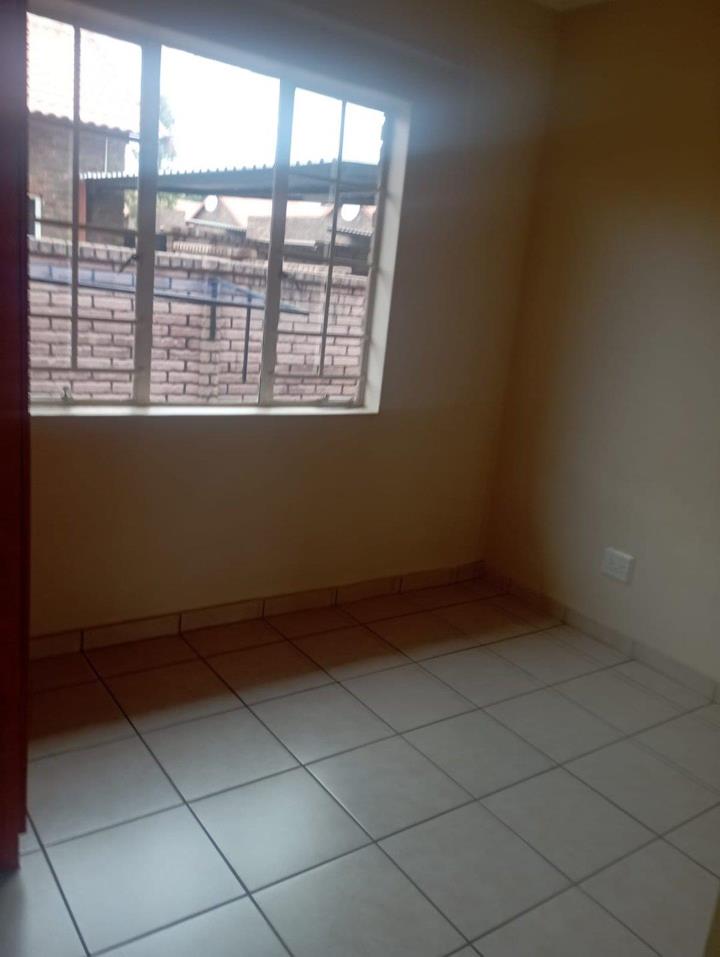 To Let 1 Bedroom Property for Rent in Karenpark Gauteng