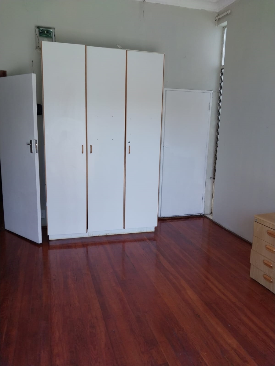 Room for rent in Westdene Gauteng. Listed by PropertyCentral