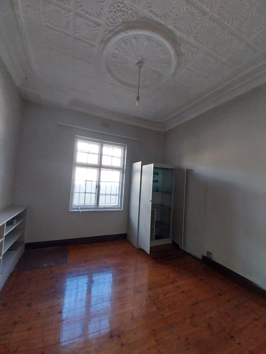 Room for rent in Westdene Gauteng. Listed by PropertyCentral