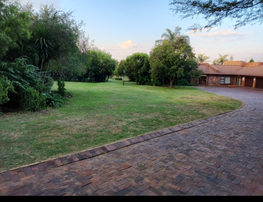 To Let 2 Bedroom Property for Rent in Ruimsig A H Gauteng