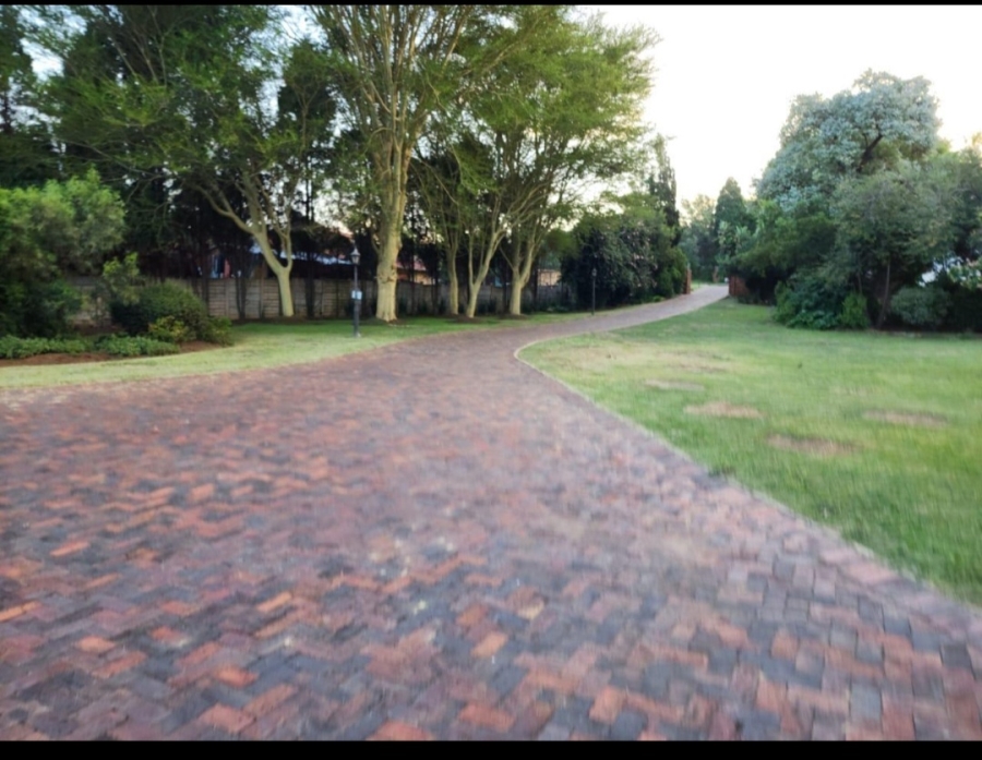 To Let 2 Bedroom Property for Rent in Ruimsig A H Gauteng