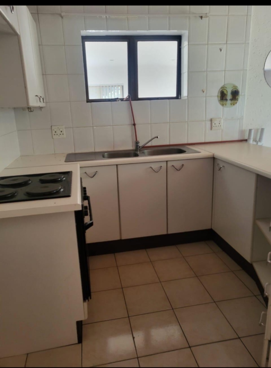 To Let 2 Bedroom Property for Rent in Ruimsig A H Gauteng