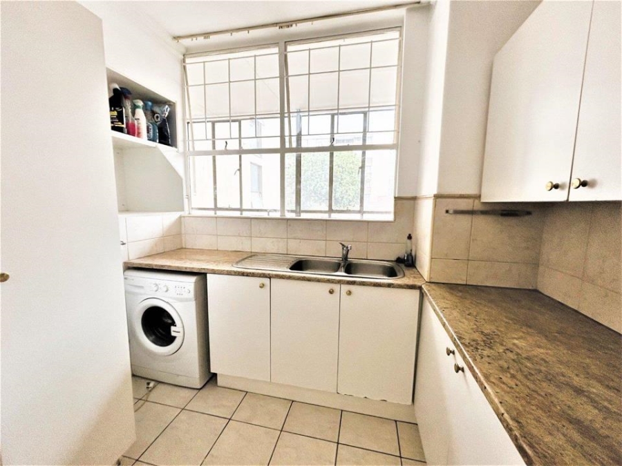 To Let 1 Bedroom Property for Rent in Sandton Central Gauteng