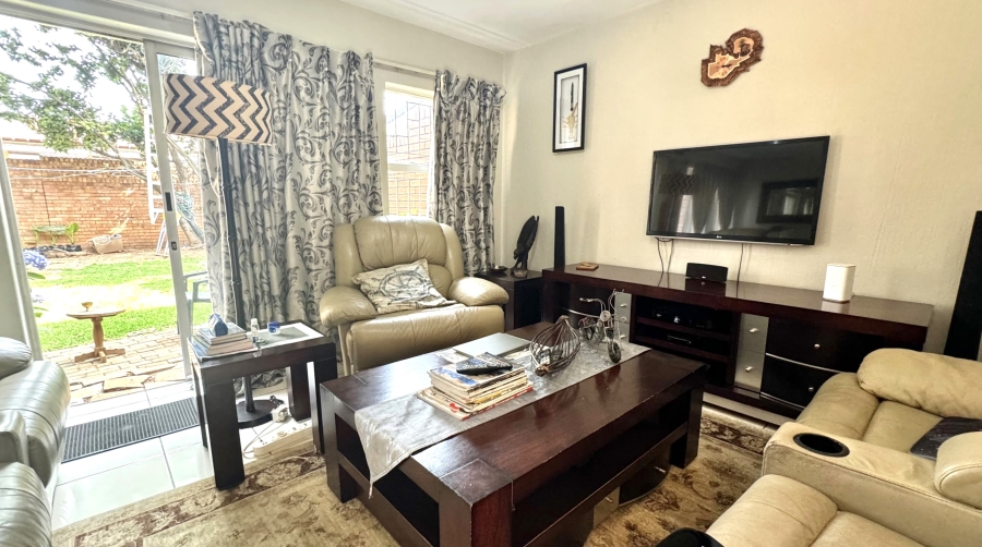 3 Bedroom Property for Sale in Elardus Park Gauteng