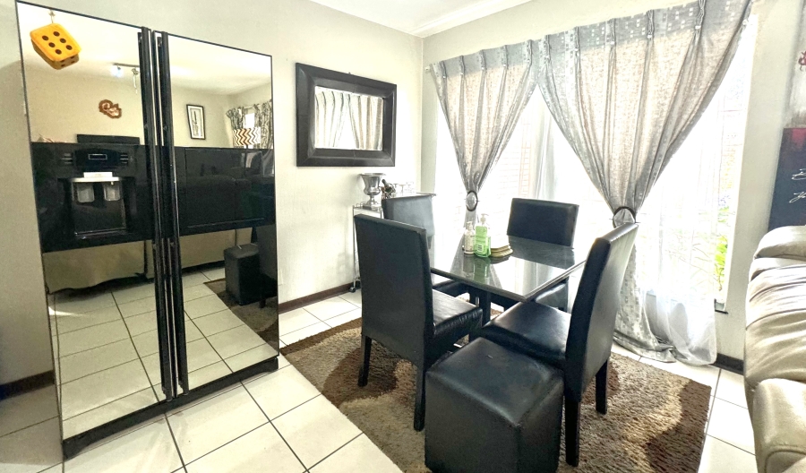 3 Bedroom Property for Sale in Elardus Park Gauteng