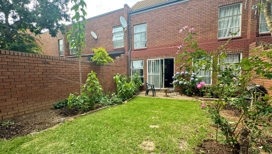 3 Bedroom Property for Sale in Elardus Park Gauteng