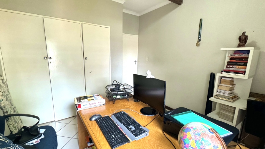 3 Bedroom Property for Sale in Elardus Park Gauteng