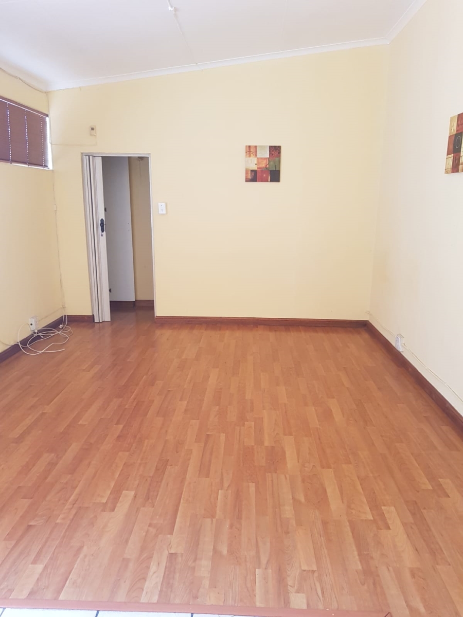 To Let 1 Bedroom Property for Rent in Johannesburg Gauteng