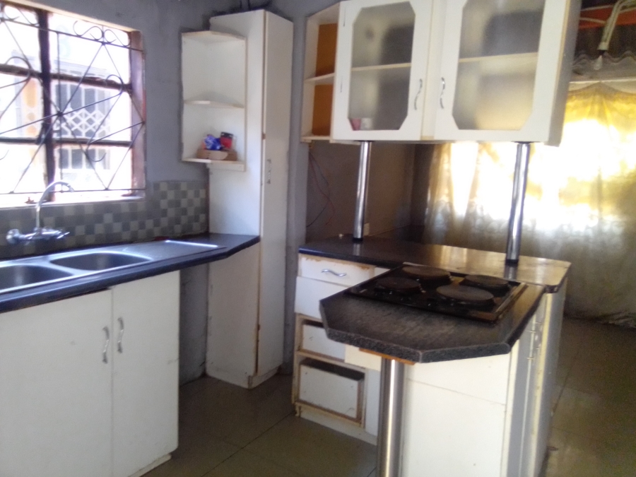 To Let 2 Bedroom Property for Rent in Garankuwa Gauteng