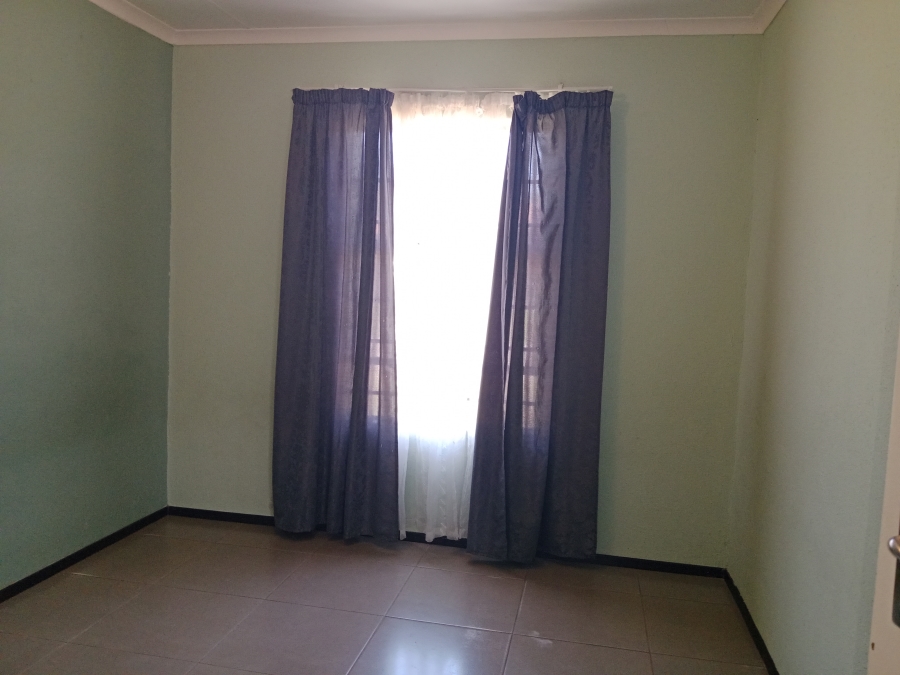 To Let 2 Bedroom Property for Rent in Heatherview Gauteng