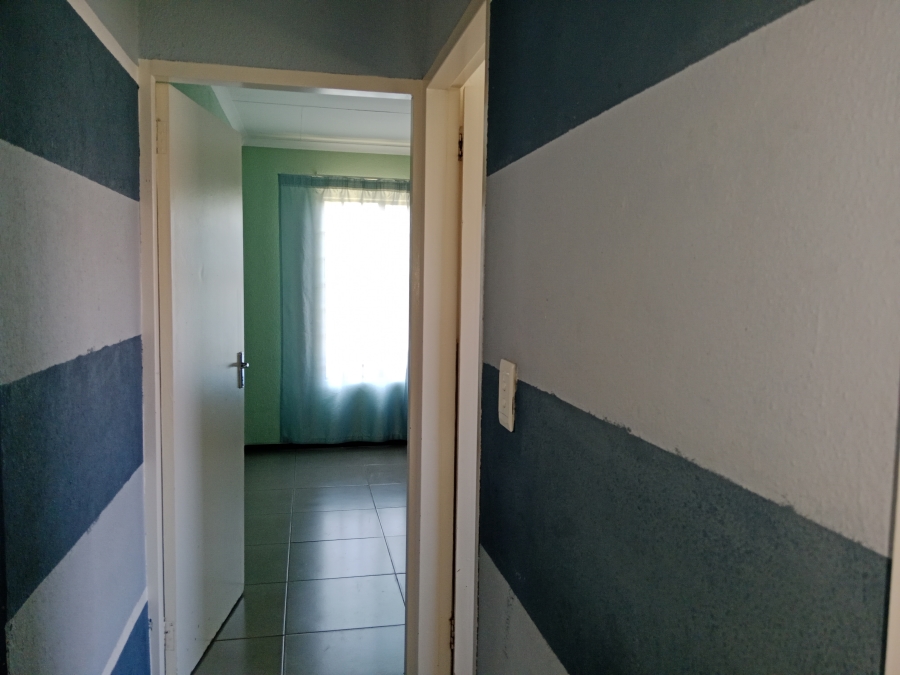 To Let 2 Bedroom Property for Rent in Heatherview Gauteng