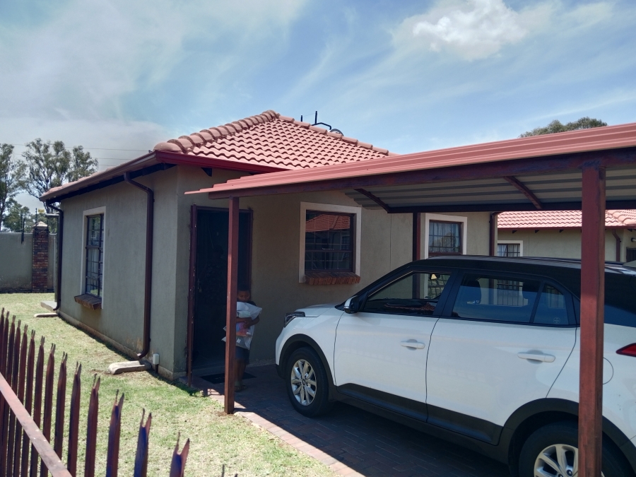 To Let 2 Bedroom Property for Rent in Heatherview Gauteng