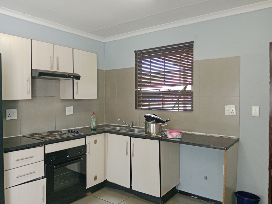 To Let 2 Bedroom Property for Rent in Heatherview Gauteng