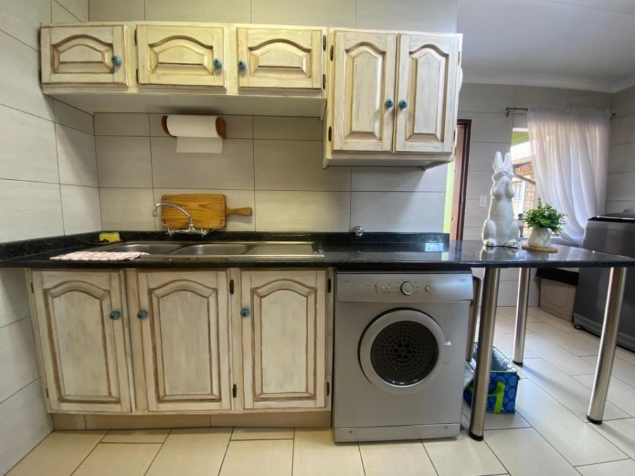 3 Bedroom Property for Sale in Sunward Park Gauteng