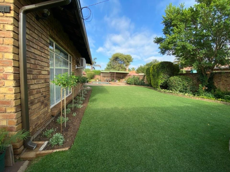 3 Bedroom Property for Sale in Sunward Park Gauteng