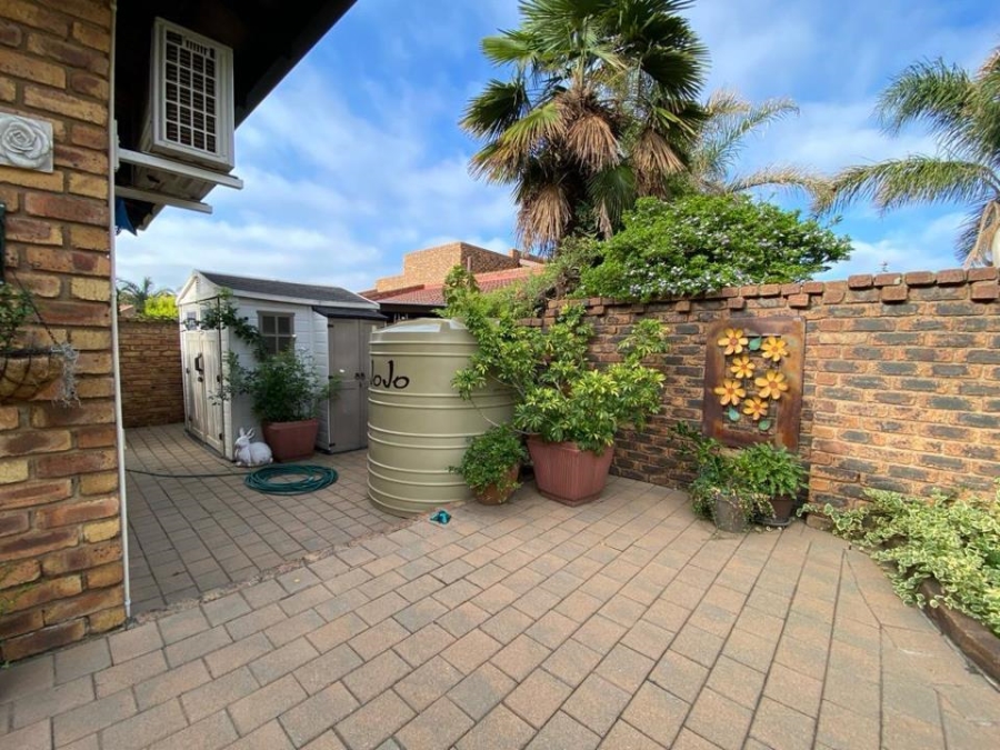 3 Bedroom Property for Sale in Sunward Park Gauteng